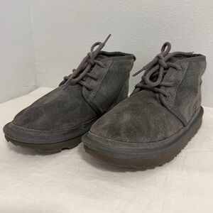 Ugg Chukka ankle boots gray suede leather lace up size 2